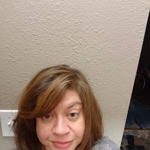 Meet your Posher, Corina